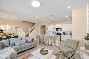 7561 Oak Spring Lane
